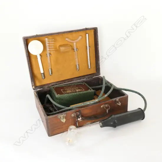 HELIOS' ELECTROTHERAPY DEVICE, MADE IN GERMANY, IN BEECH BOX